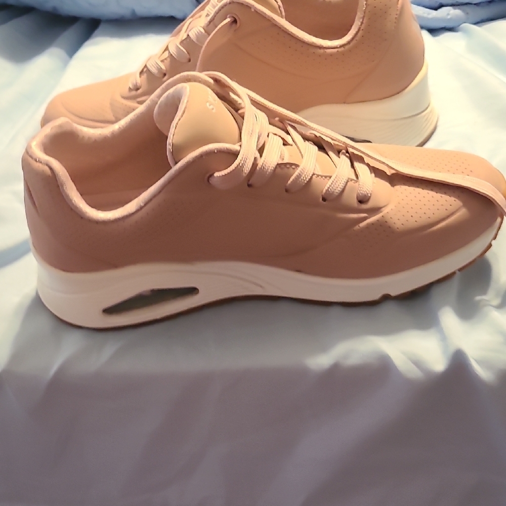 Skechers Women's Uno Blush Sneakers - Picture 6 of 10